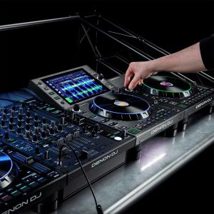DENON DJ DDE LC6000 - Contrôleur de performance DJ multiplateforme