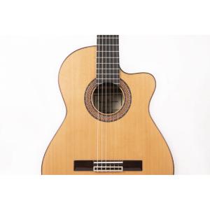 RAIMUNDO 660E CEDRE - Guitare électro-acoustique classique cutaway