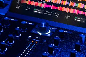 DENON DDE PRIME4-G2 - Système DJ autonome 4 voies, 16 pads MPCe, Stems autonomes