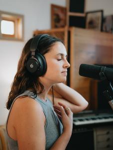 ADAM AUDIO RAD H200 - Casque de monitoring fermé / Diaphragm PEEK 40mm