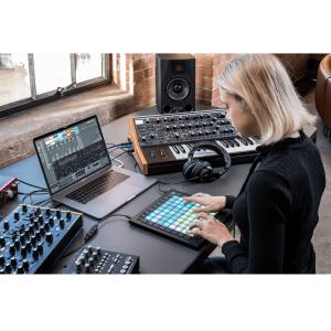 NOVATION RNO LAUNCHPAD-PRO-MK3 - Matrice 8x8 RGB + 40 pads